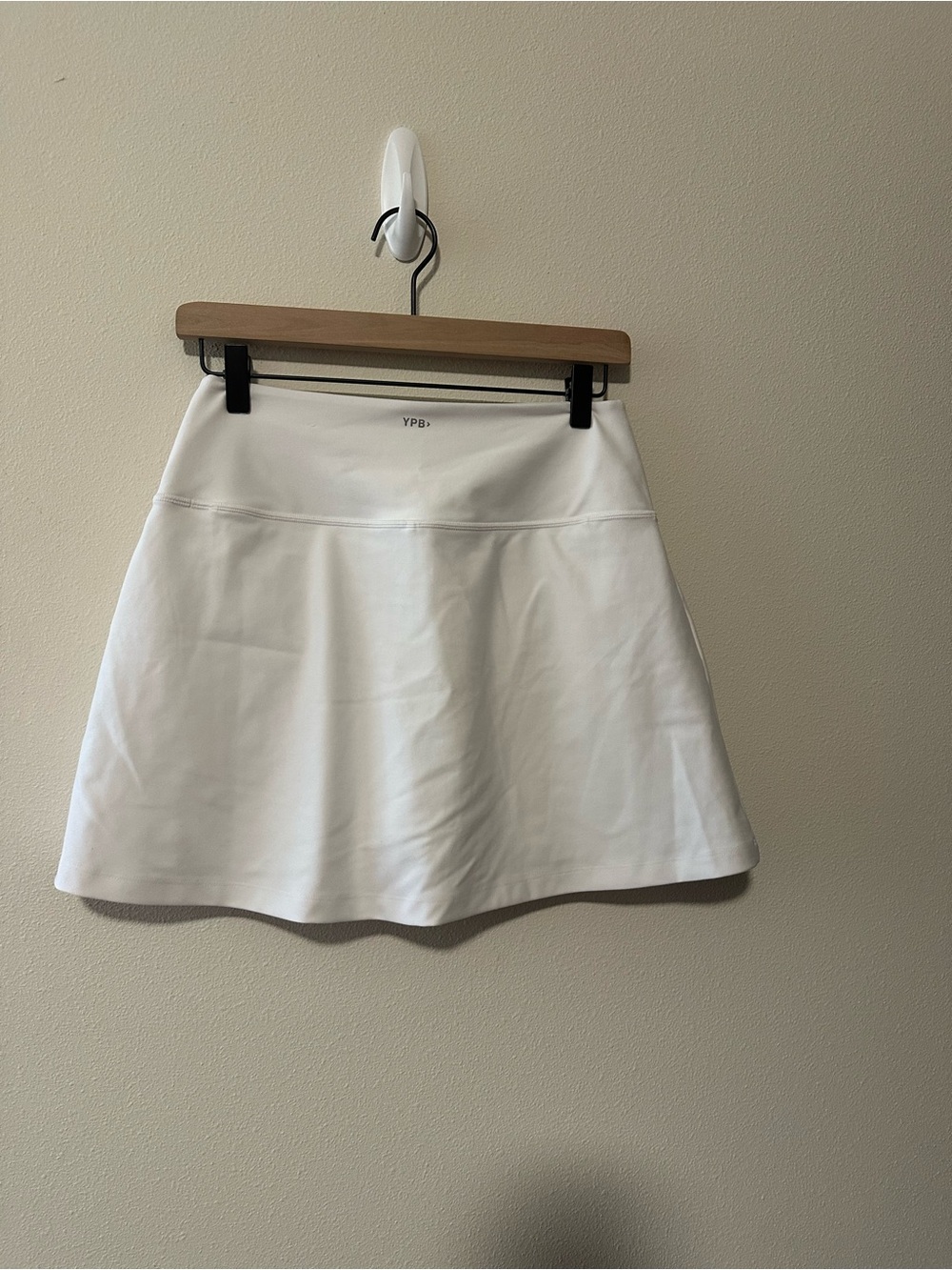 Abercrombie and fitch YPB sculptLUX Lined Wrap Skirt white nwot size medium - Picture 4 of 4